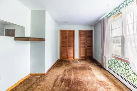 15 Fitz Lane Glenburn ME 04401
