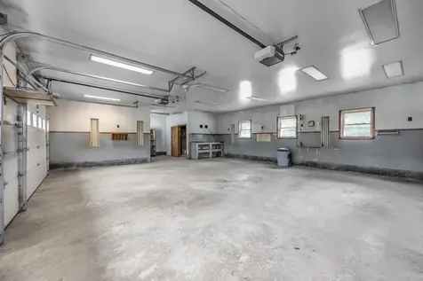 15 Fitz Lane Glenburn ME 04401
