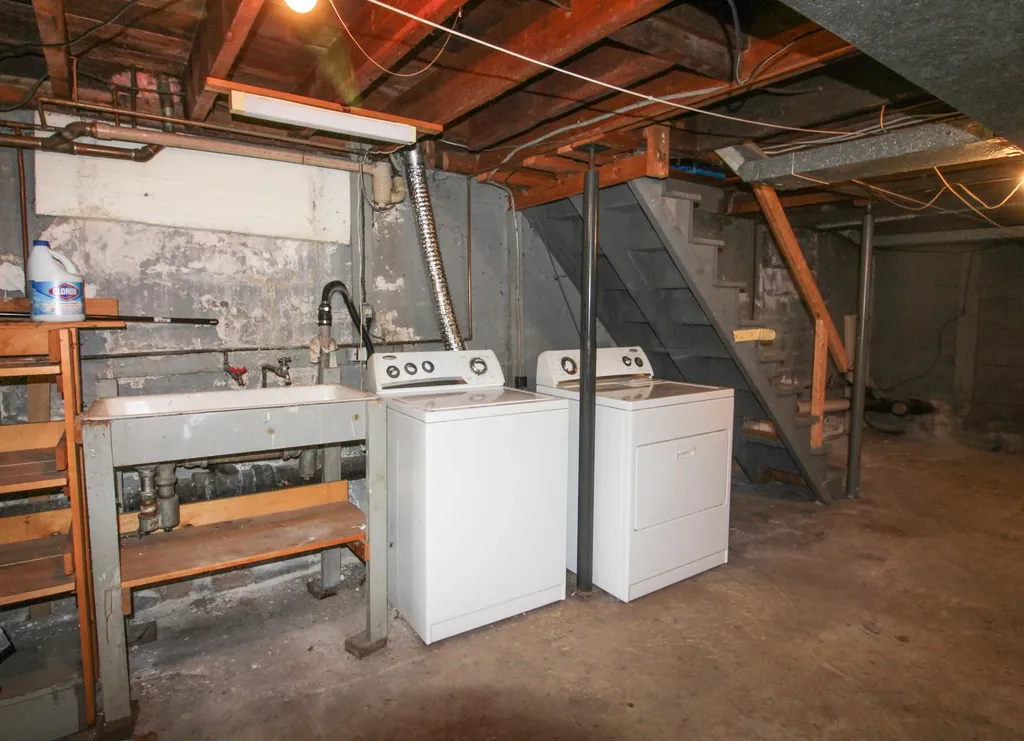 633 Prospect Avenue Rumford ME 04276