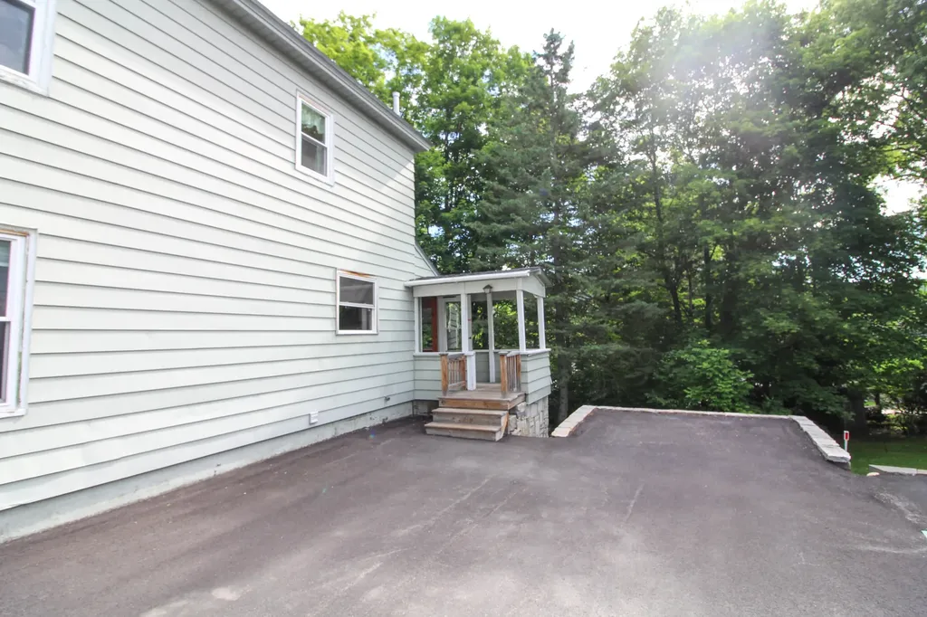 633 Prospect Avenue Rumford ME 04276