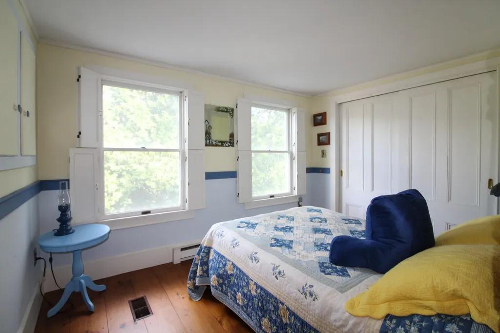 74 Andrews Road Woodstock ME 04219