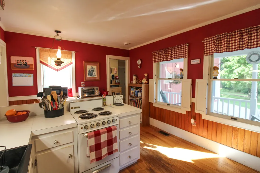 74 Andrews Road Woodstock ME 04219