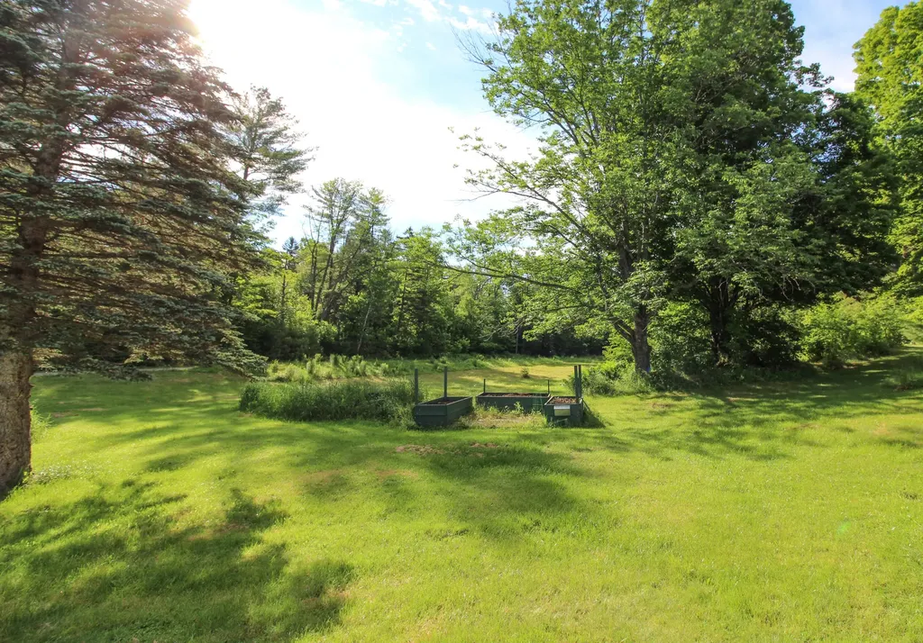 74 Andrews Road Woodstock ME 04219