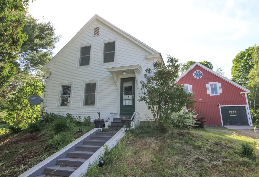 74 Andrews Road Woodstock ME 04219