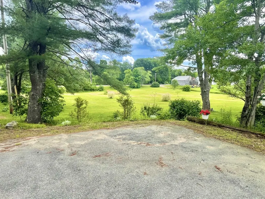 110 White Road Richmond ME 04357