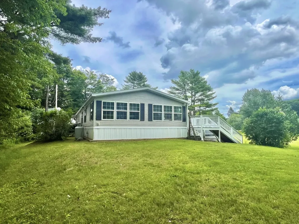 110 White Road Richmond ME 04357