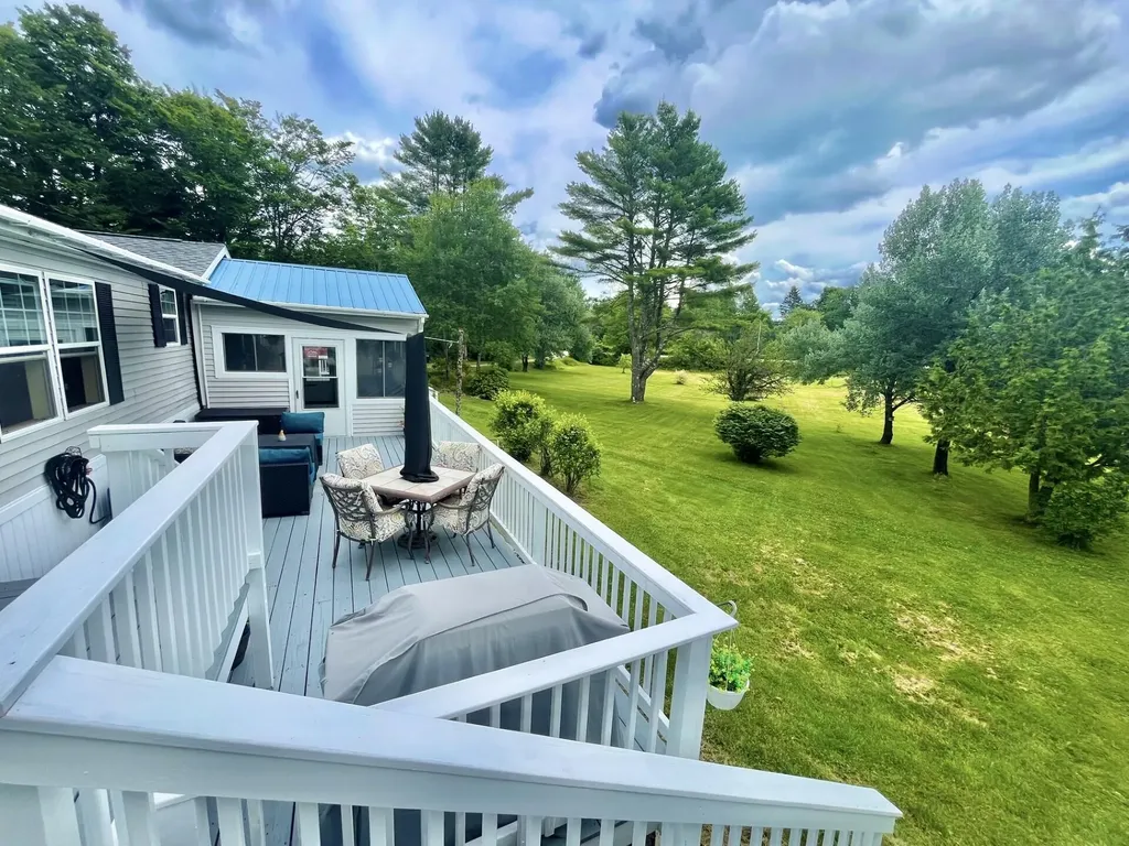 110 White Road Richmond ME 04357