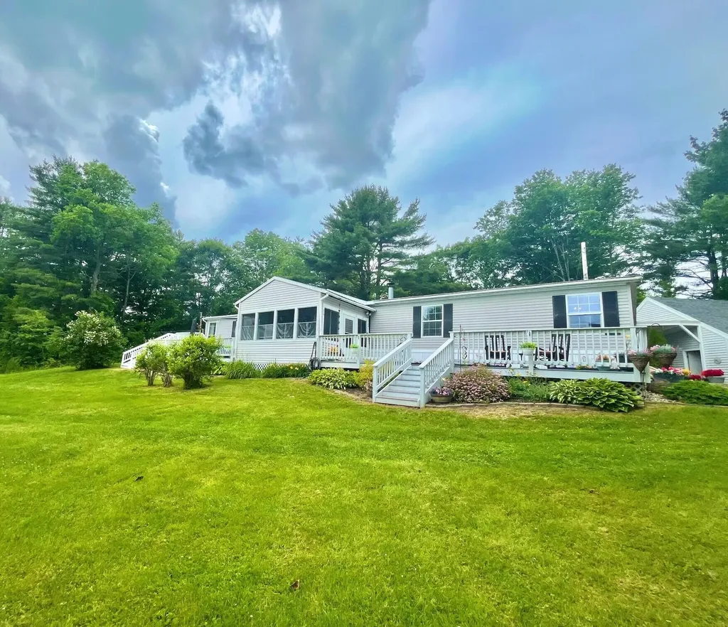 110 White Road Richmond ME 04357