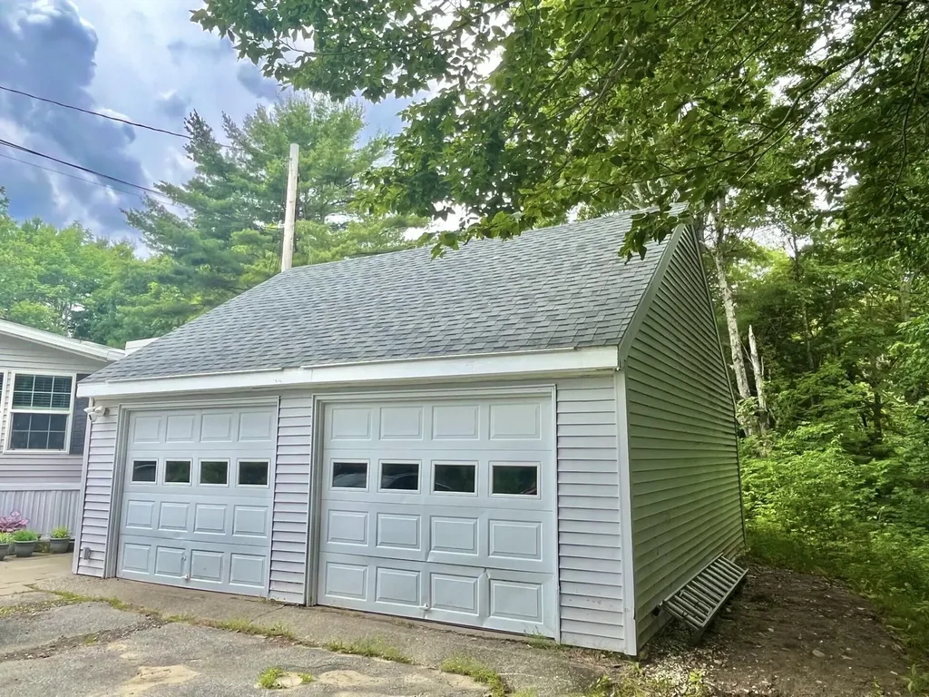 110 White Road Richmond ME 04357