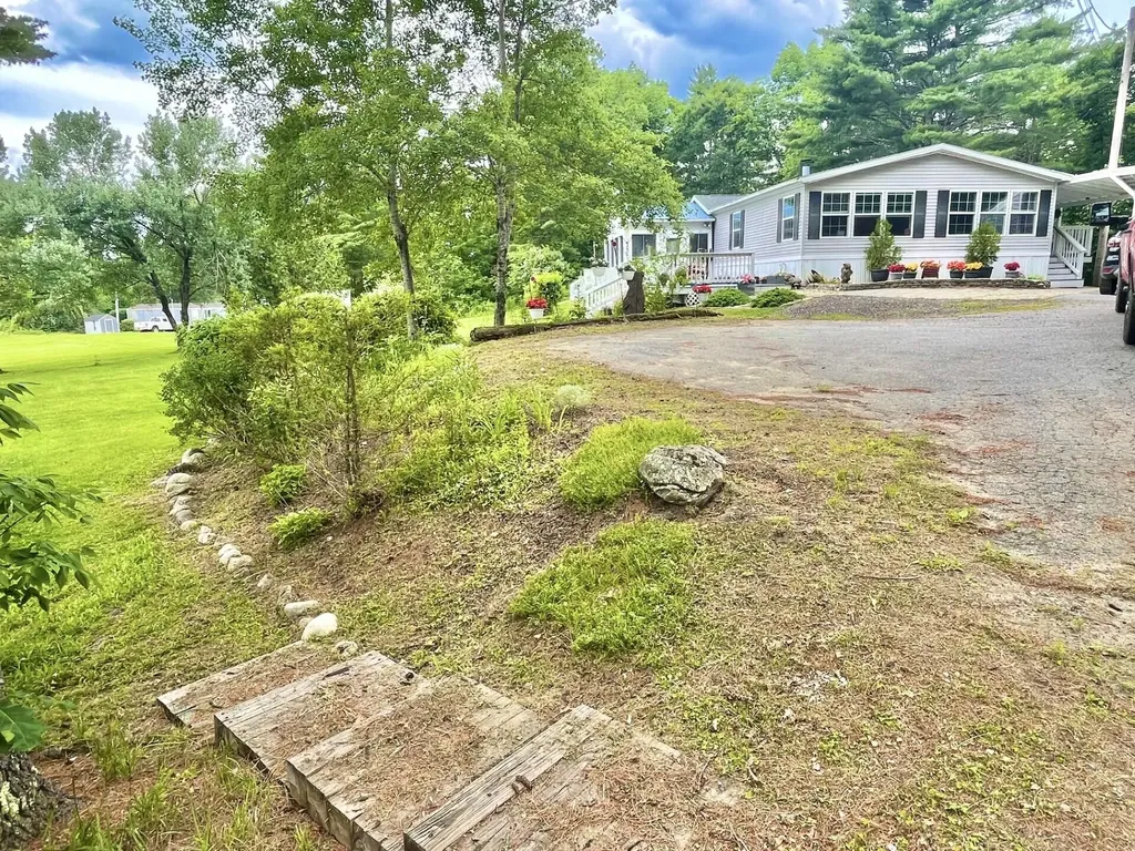 110 White Road Richmond ME 04357