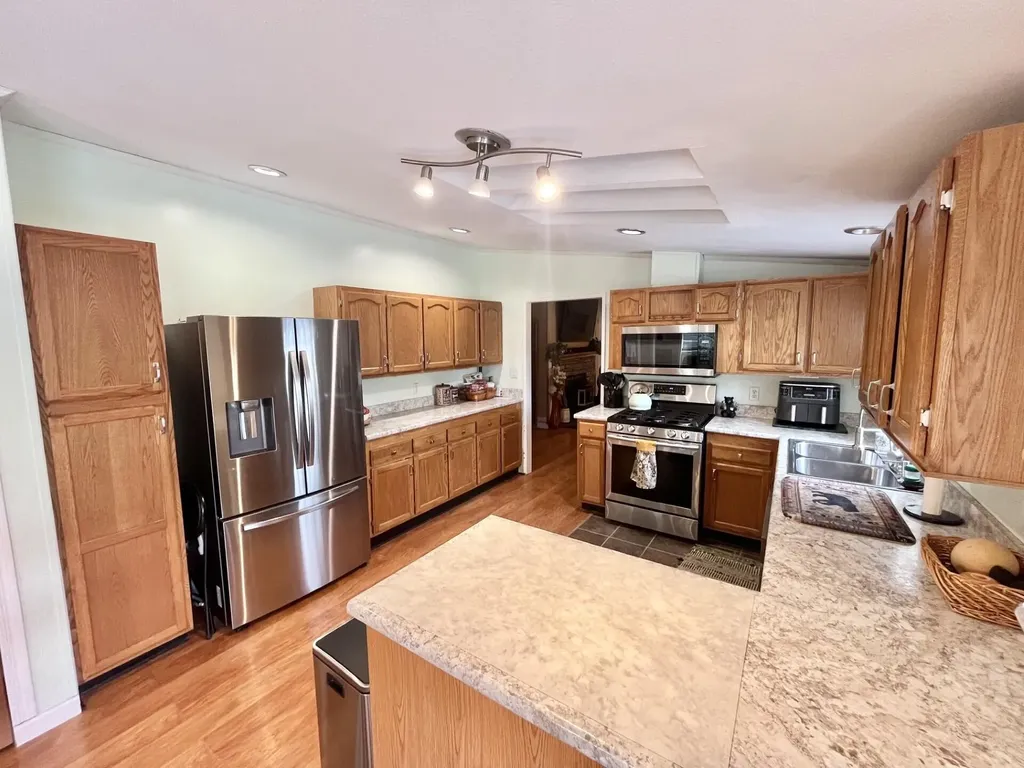 110 White Road Richmond ME 04357