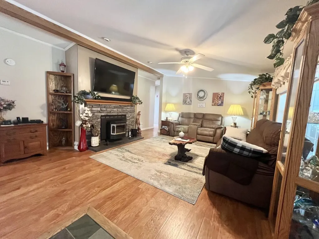 110 White Road Richmond ME 04357
