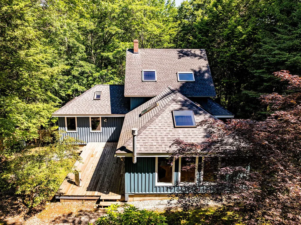 5 Gosses Hill Road Camden ME 04843