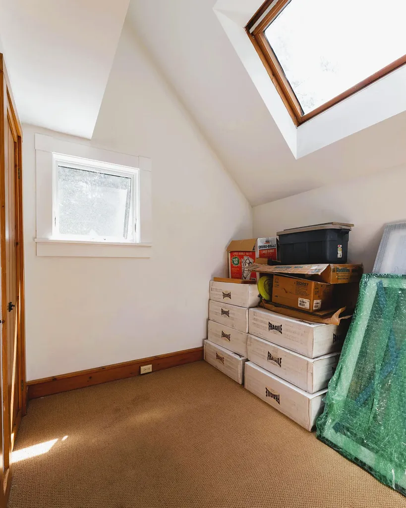 5 Gosses Hill Road Camden ME 04843