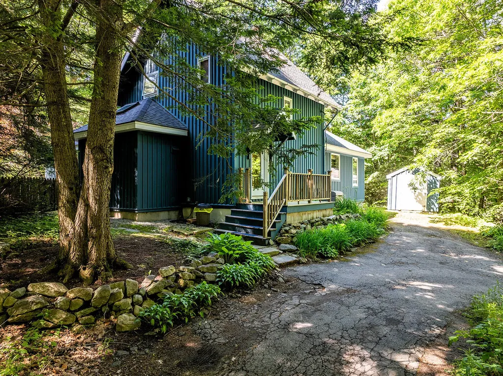 5 Gosses Hill Road Camden ME 04843