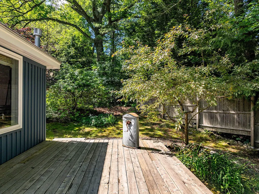 5 Gosses Hill Road Camden ME 04843