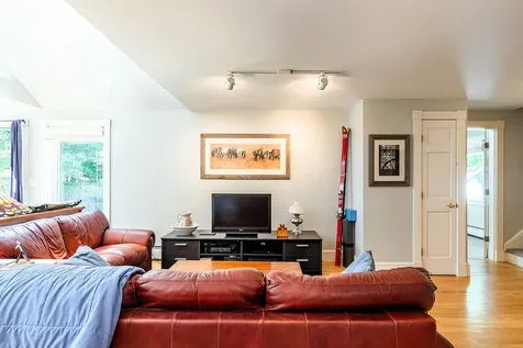 5 Gosses Hill Road Camden ME 04843