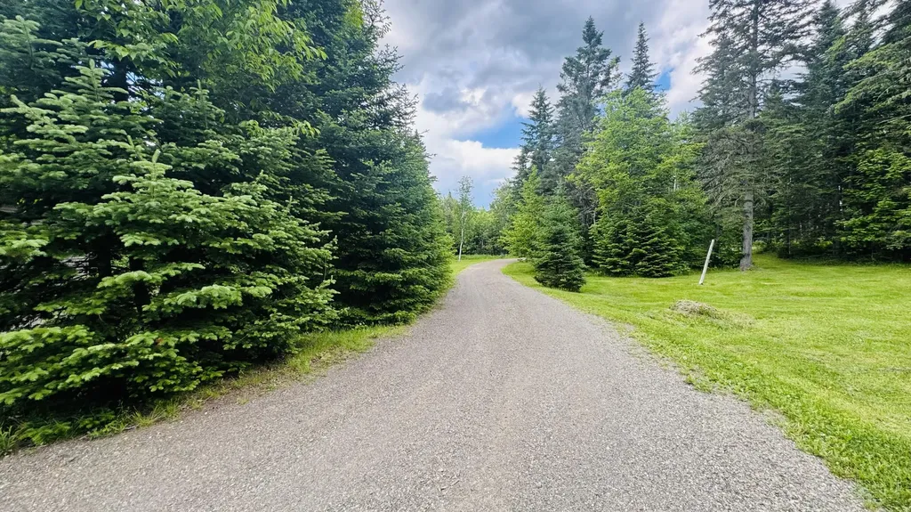 408 Richardson Road Castle Hill ME 04757