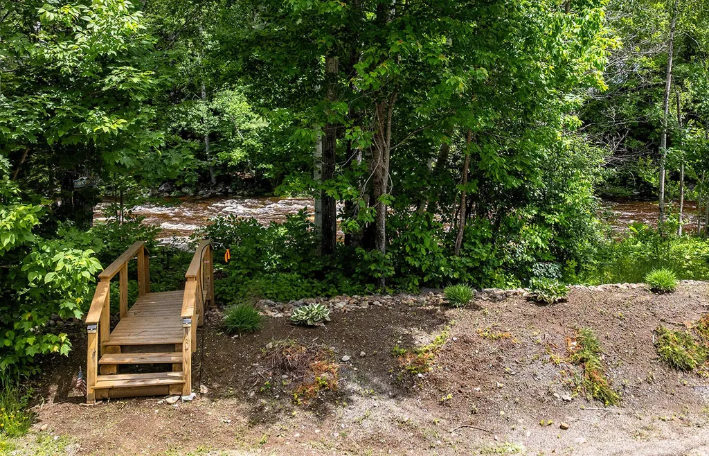 1115 Valley Crossing Carrabassett Valley ME 04947