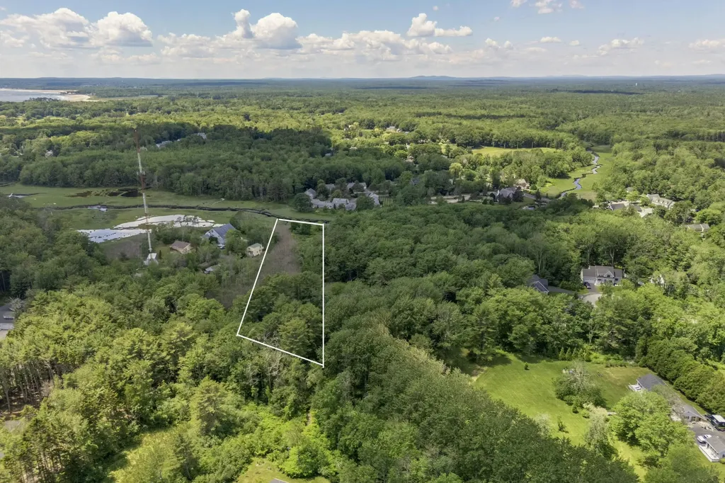 Lot 1 & 12 Wallace Street Kennebunk ME 04043