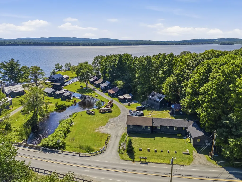 3 Mikes Lane Smithfield ME 04978