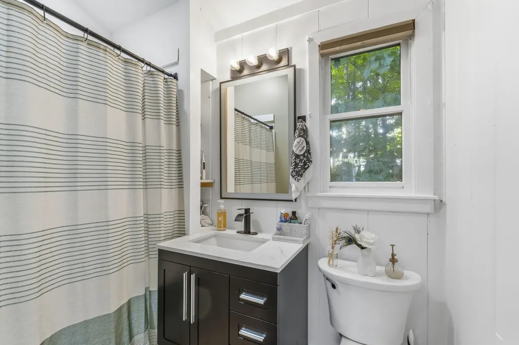 3 Mikes Lane Smithfield ME 04978