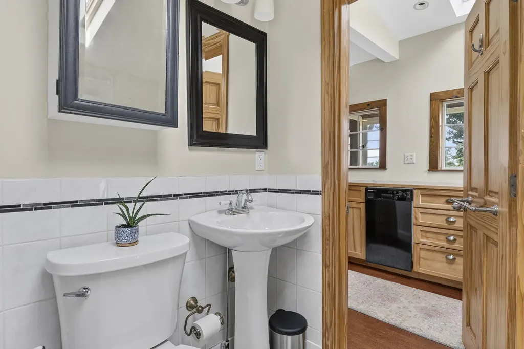 30 Pleasant Avenue Portland ME 04108