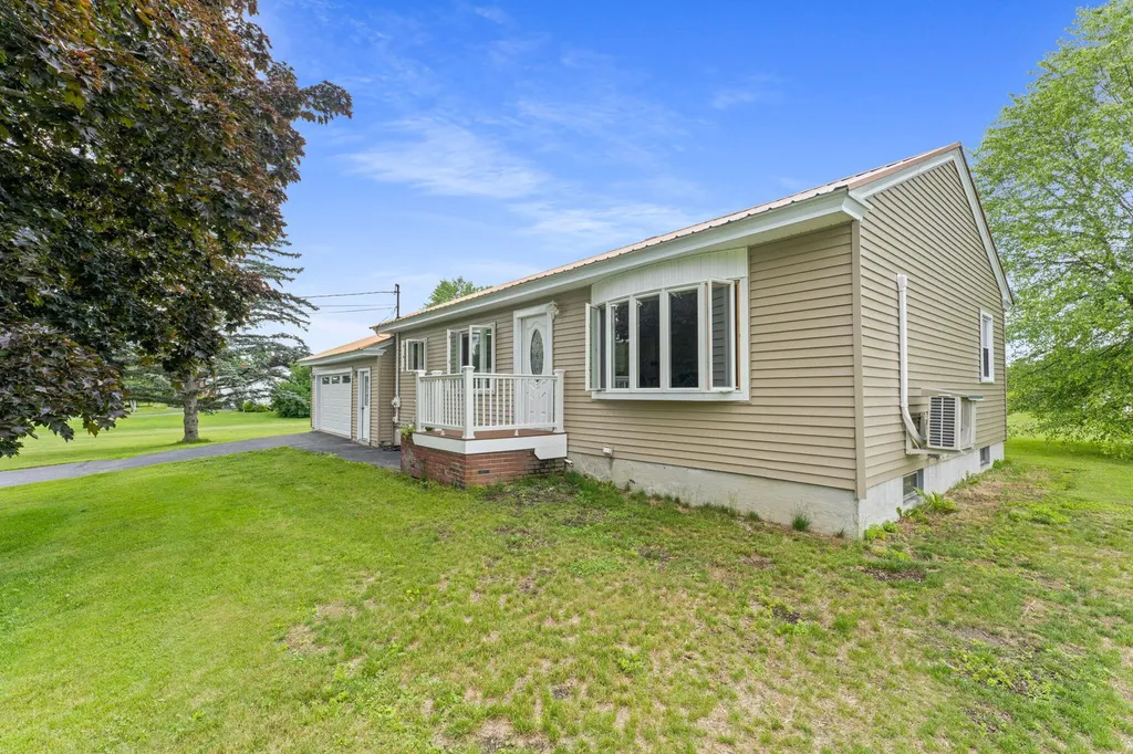 34 Kennebec Drive Benton ME 04901