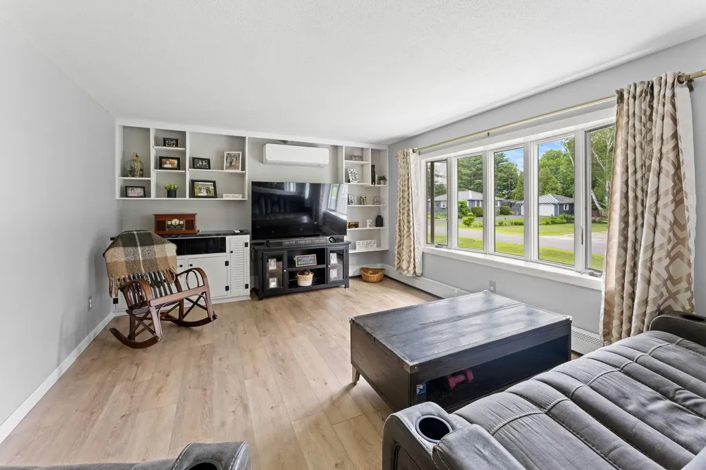 34 Kennebec Drive Benton ME 04901