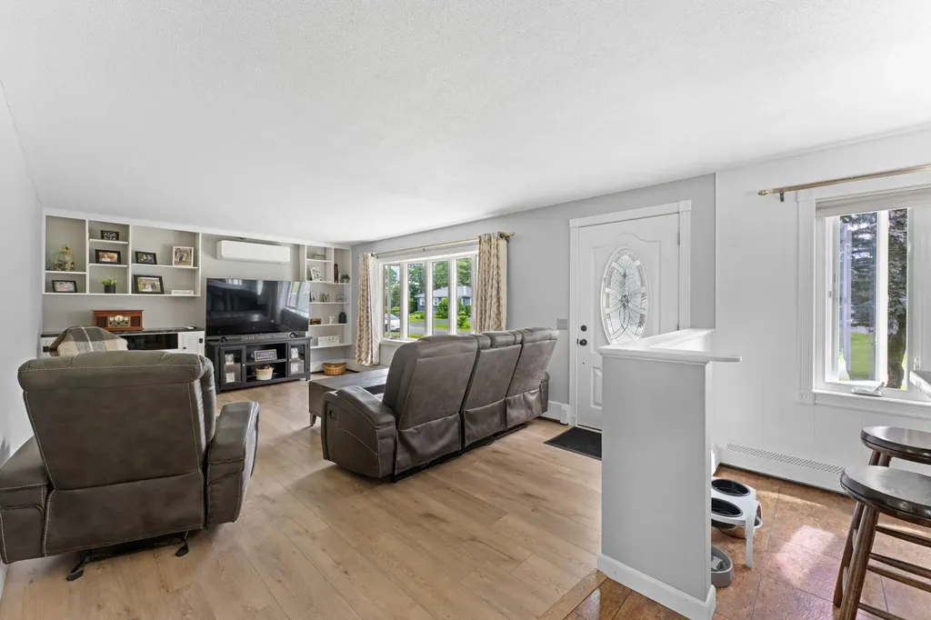 34 Kennebec Drive Benton ME 04901