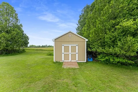 34 Kennebec Drive Benton ME 04901
