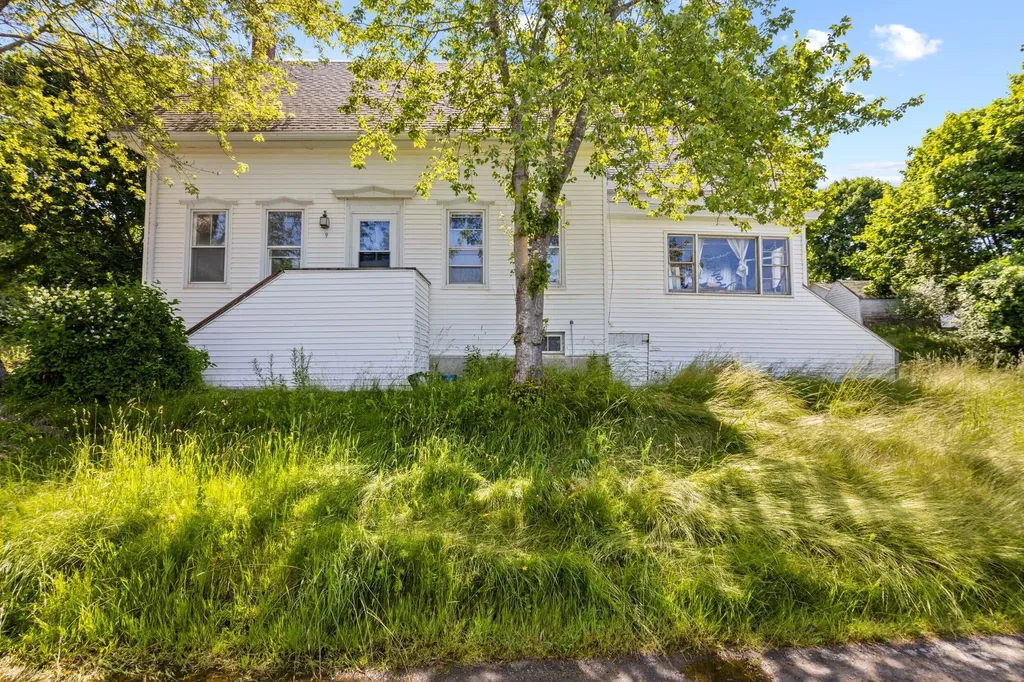 9 Lower Road Harpswell ME 04066
