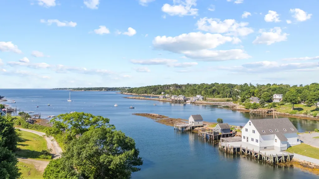 9 Lower Road Harpswell ME 04066
