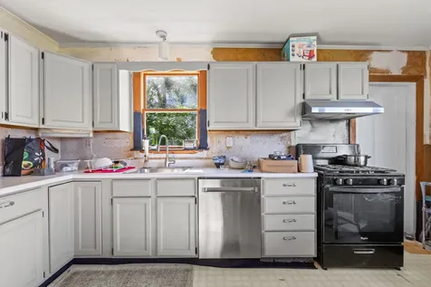 9 Lower Road Harpswell ME 04066