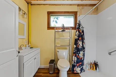 9 Lower Road Harpswell ME 04066