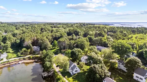 9 Lower Road Harpswell ME 04066