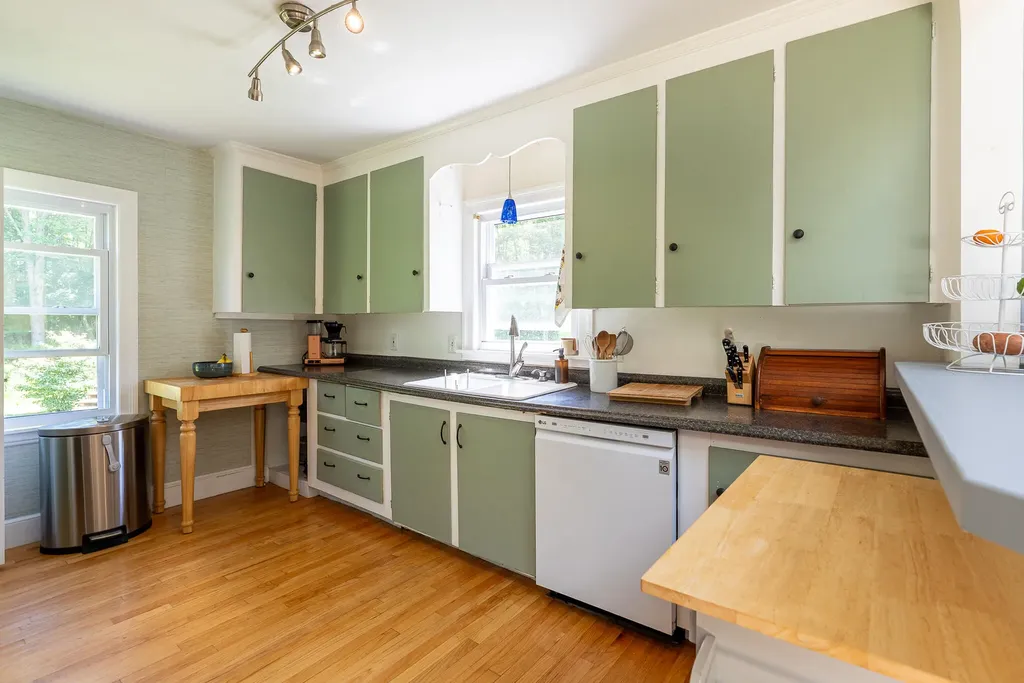 1627 Washington Avenue Portland ME 04103