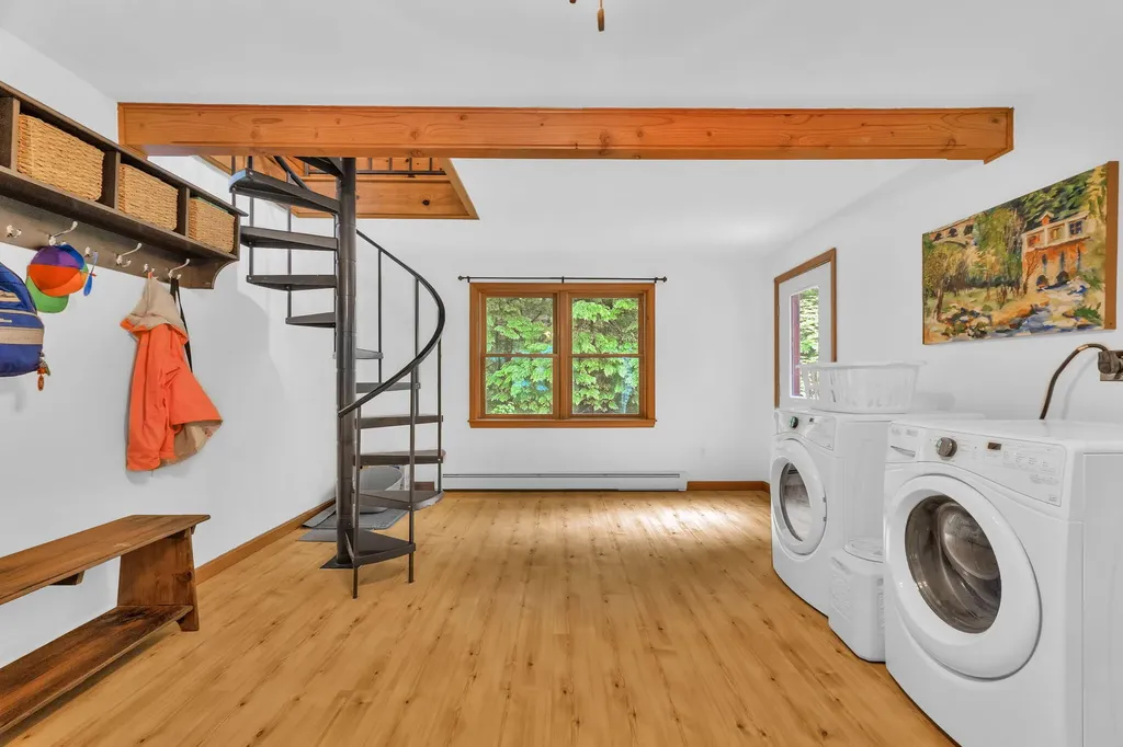 44 Pine Trail Dedham ME 04429