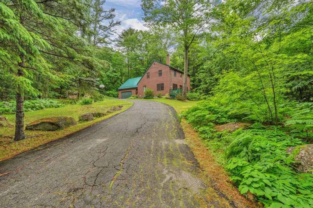 44 Pine Trail Dedham ME 04429