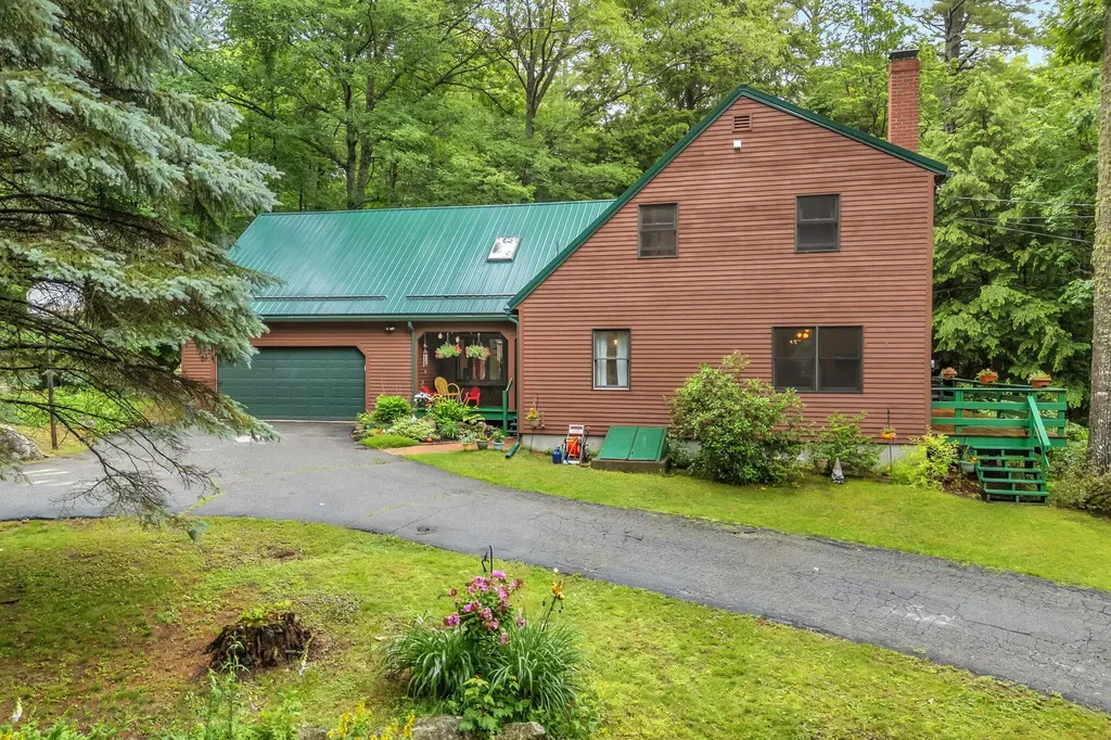 44 Pine Trail Dedham ME 04429