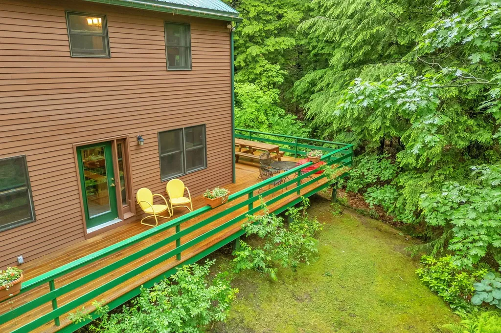 44 Pine Trail Dedham ME 04429