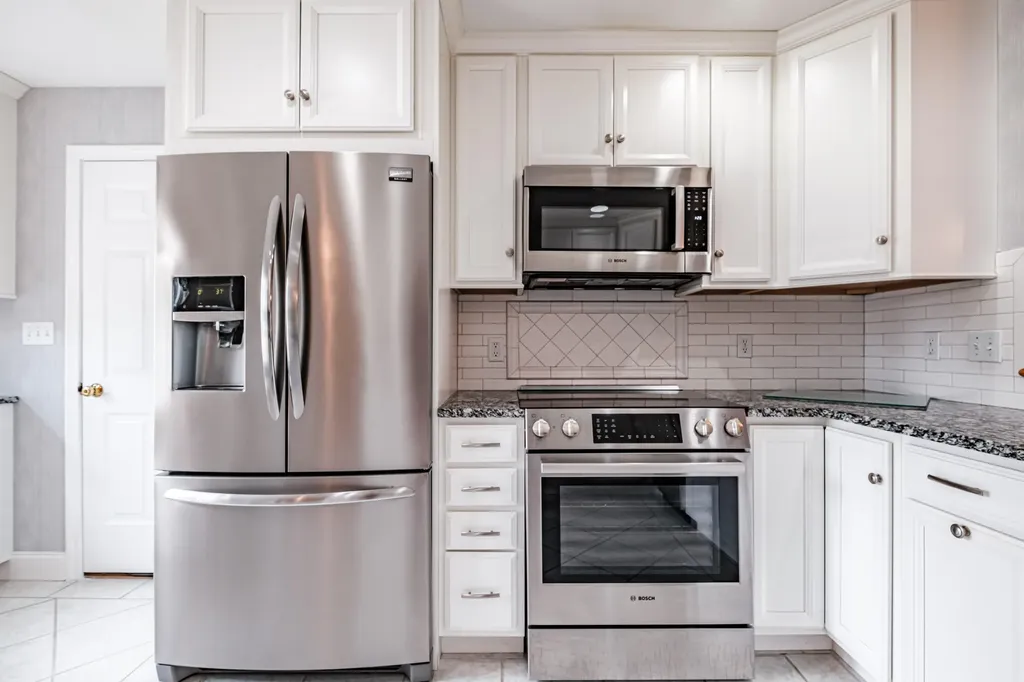 102 Fountain Way Scarborough ME 04074