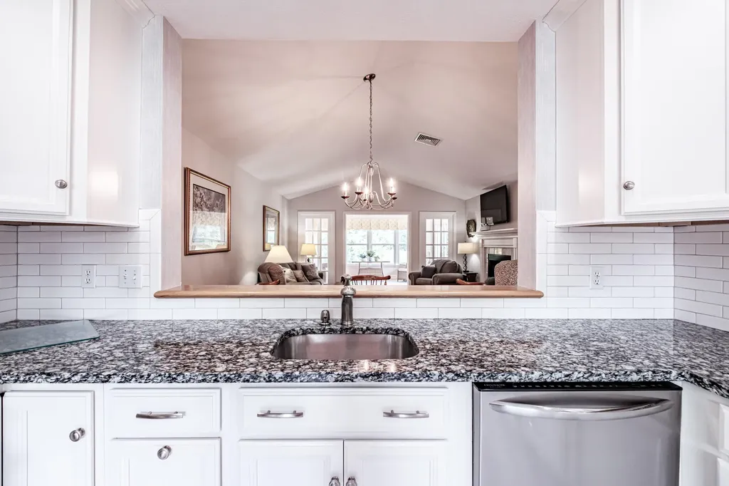 102 Fountain Way Scarborough ME 04074