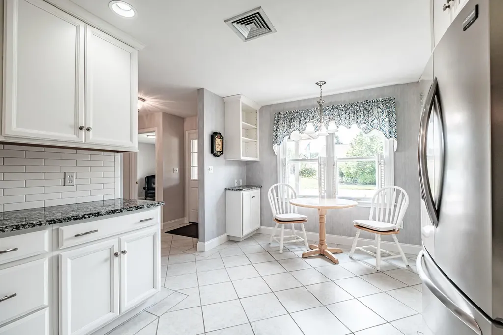 102 Fountain Way Scarborough ME 04074