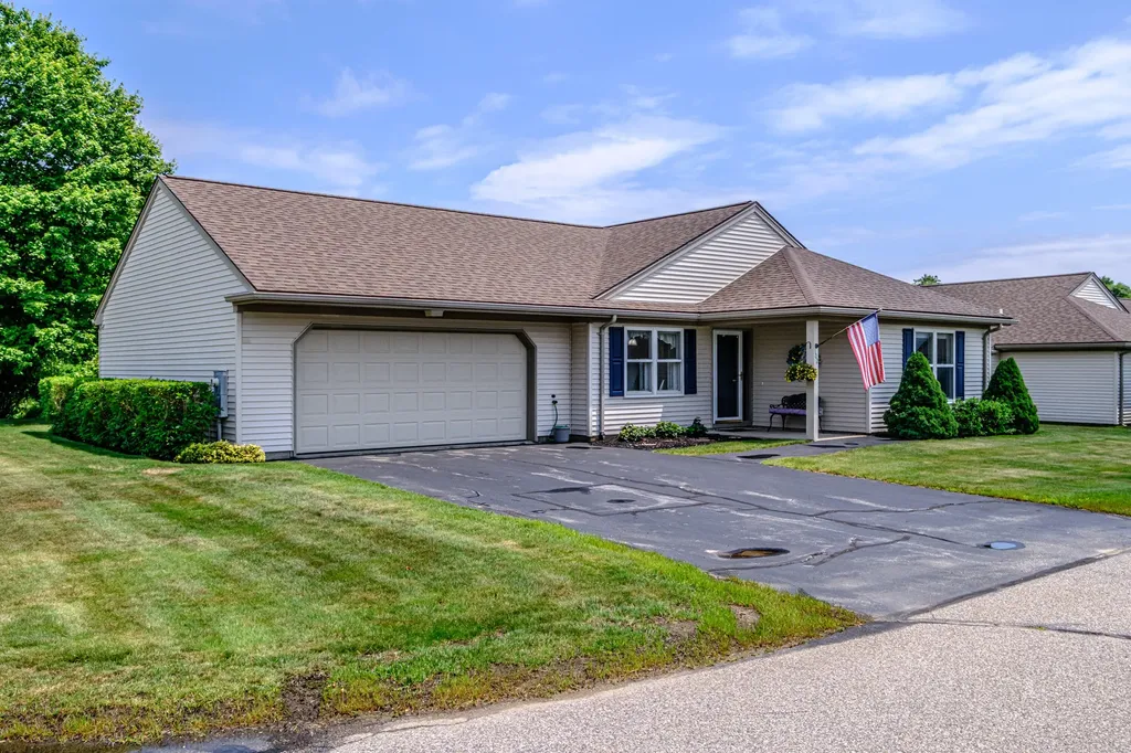 102 Fountain Way Scarborough ME 04074