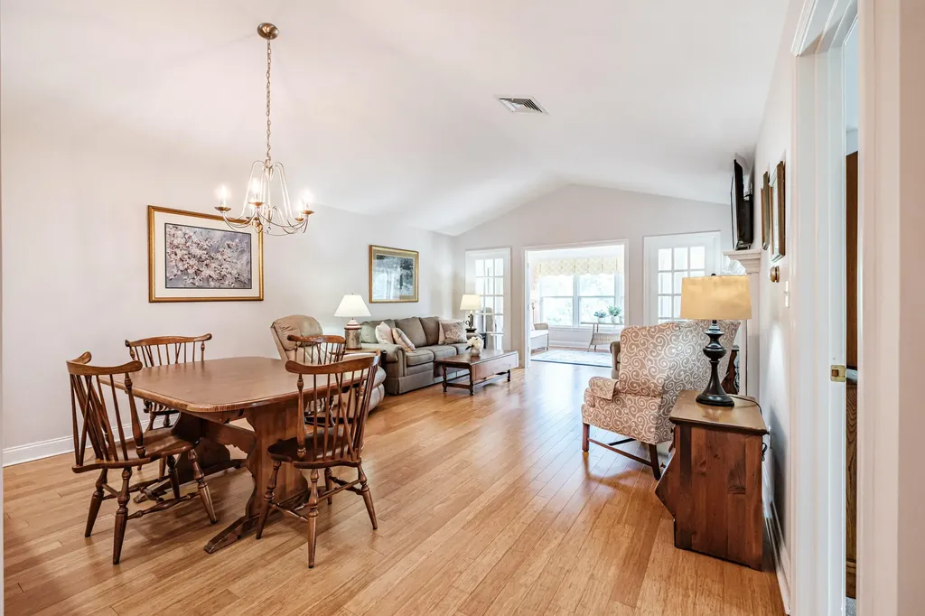 102 Fountain Way Scarborough ME 04074