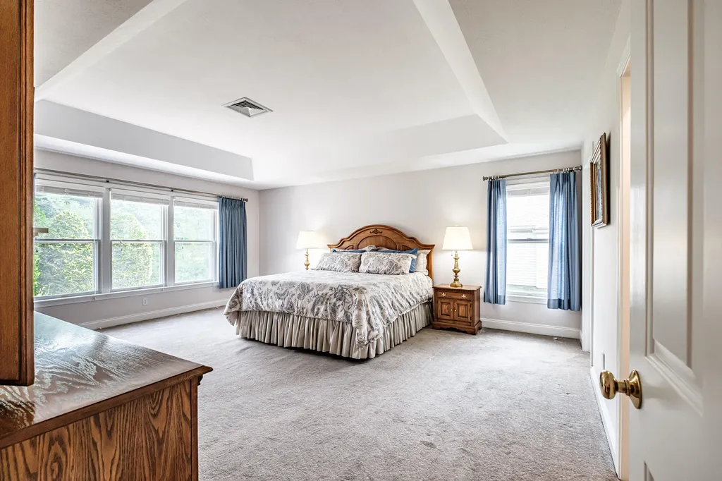 102 Fountain Way Scarborough ME 04074