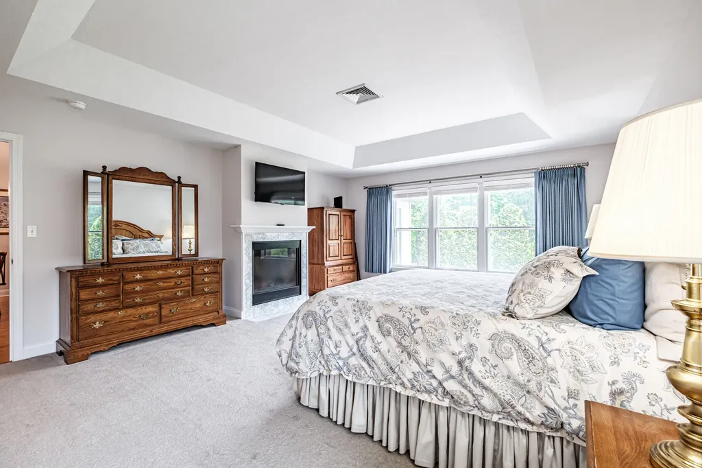 102 Fountain Way Scarborough ME 04074