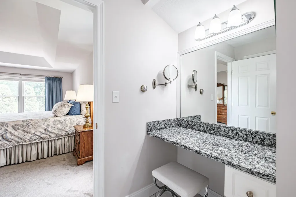 102 Fountain Way Scarborough ME 04074