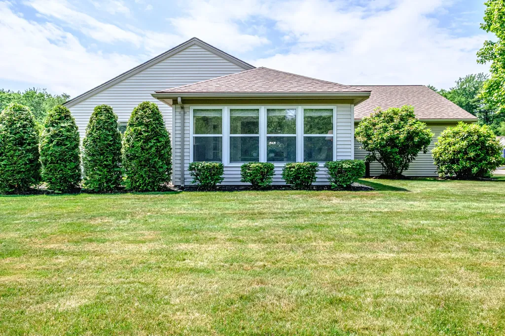 102 Fountain Way Scarborough ME 04074